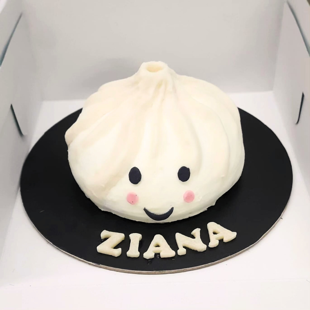 Momo shaped cake for dog's birthday by Barker's Dozen Pet Bakery